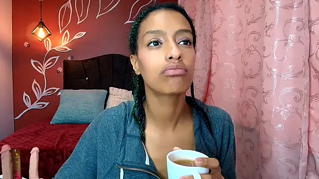 Zia Green online show from January 2025 03:26:01 PM