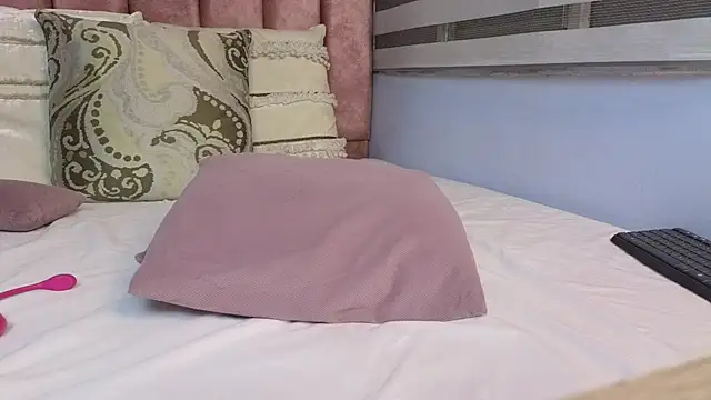 lou rosse  online show from January 2025 11:56:01 PM