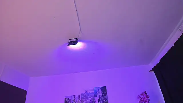 Amy Kiitty  online show from December 2025 12:47:02 PM