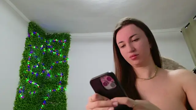 Snapshot of Lorennameliyy chatting on February 2025 07:47:02 PM Lorennameliyy online show from February 2025 07:47:02 PM