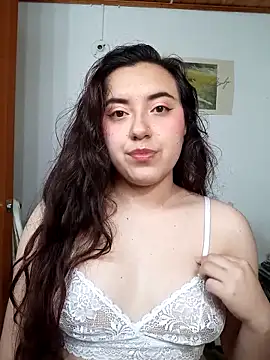 Emi chik online show from October 2025 10:16:02 AM