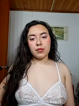 Emi chik online show from May 2026 05:34:01 AM