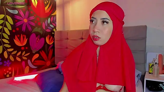 Sweet hot mia online show from March 2025 07:38:02 PM