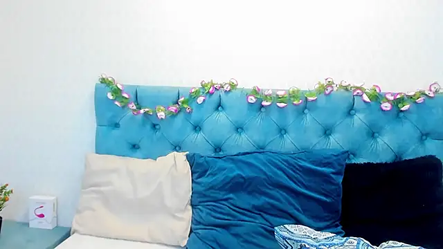 Snapshot of Sophie_Smith69 chatting on January 2025 04:18:02 PM Sophie Smith69 online show from January 2025 04:18:02 PM