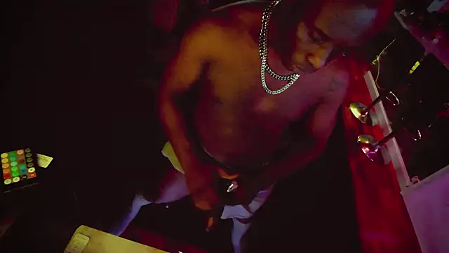 Snapshot of Pressure69mee chatting on February 2025 12:13:02 PM Pressure69mee online show from February 2025 12:13:02 PM