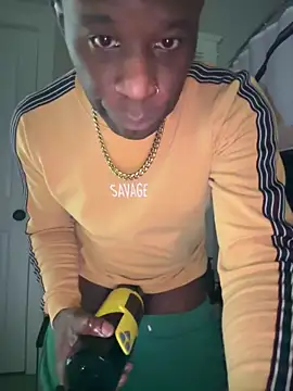 Snapshot of Pressure69mee chatting on February 2025 06:21:01 AM Pressure69mee online show from February 2025 06:21:01 AM