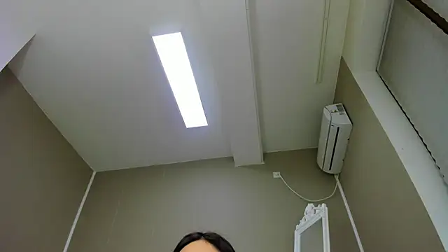 Kimi Ivy online show from February 2025 04:50:01 AM