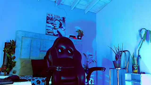 HannibalLester online show from September 2025 04:55:02 AM