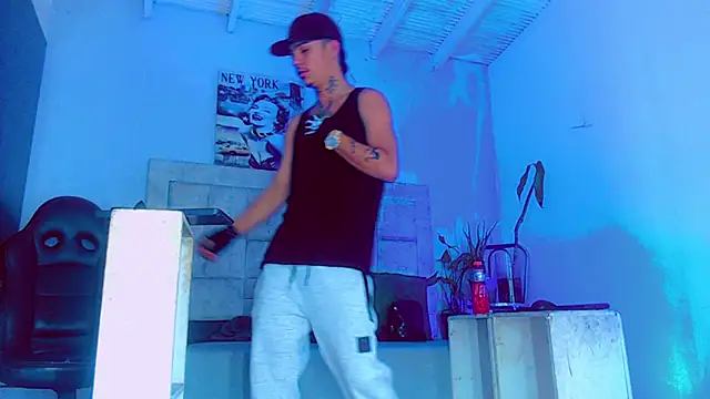 HannibalLester online show from October 2025 04:55:02 AM