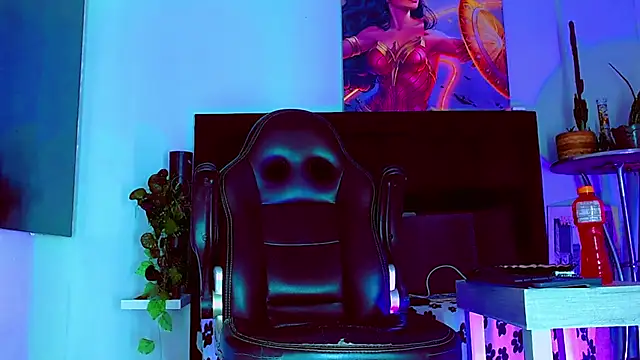 Snapshot of HannibalLester chatting on November 2025 04:36:01 AM HannibalLester online show from November 2025 04:36:01 AM