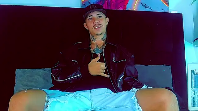 Snapshot of HannibalLester chatting on November 2025 04:16:01 AM HannibalLester online show from November 2025 04:16:01 AM