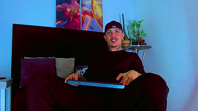 Snapshot of HannibalLester chatting on December 2025 12:09:01 PM HannibalLester online show from December 2025 12:09:01 PM