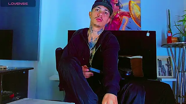 Snapshot of HannibalLester chatting on February 2026 07:37:01 AM HannibalLester online show from February 2026 07:37:01 AM