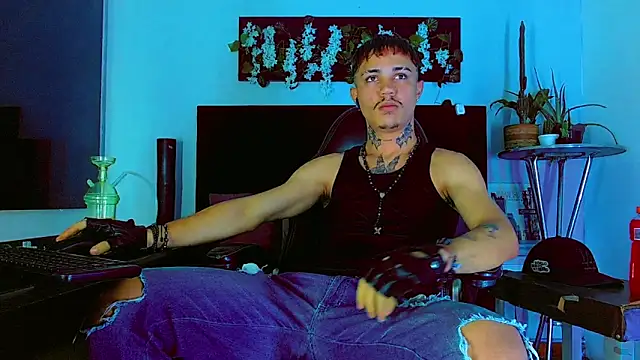 Snapshot of HannibalLester chatting on March 2026 05:36:01 AM HannibalLester online show from March 2026 05:36:01 AM