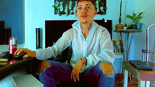 Snapshot of HannibalLester chatting on March 2026 04:31:01 AM HannibalLester online show from March 2026 04:31:01 AM