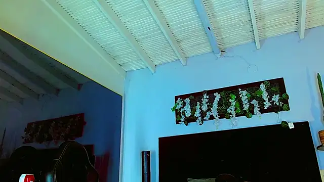 Snapshot of HannibalLester chatting on March 2026 04:07:01 AM HannibalLester online show from March 2026 04:07:01 AM