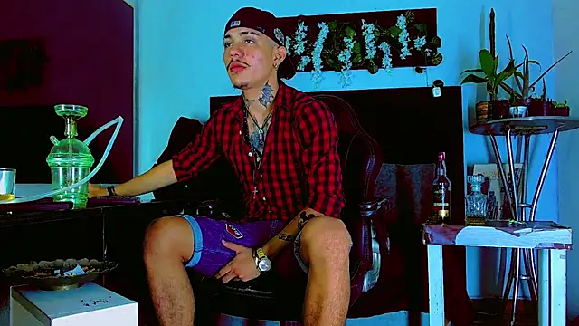 Snapshot of HannibalLester chatting on March 2026 08:19:01 AM HannibalLester online show from March 2026 08:19:01 AM