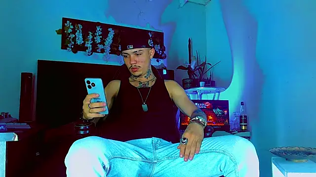 Snapshot of HannibalLester chatting on March 2026 03:54:01 AM HannibalLester online show from March 2026 03:54:01 AM