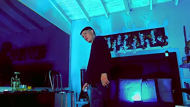 Snapshot of HannibalLester chatting on March 2026 09:32:02 AM HannibalLester online show from March 2026 09:32:02 AM