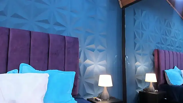 NicoleJonss online show from September 2025 02:59:02 AM