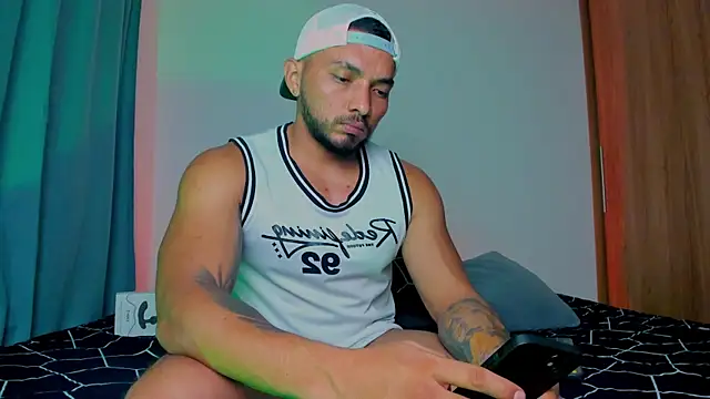 maximusclark1 online show from March 2025 07:47:02 AM