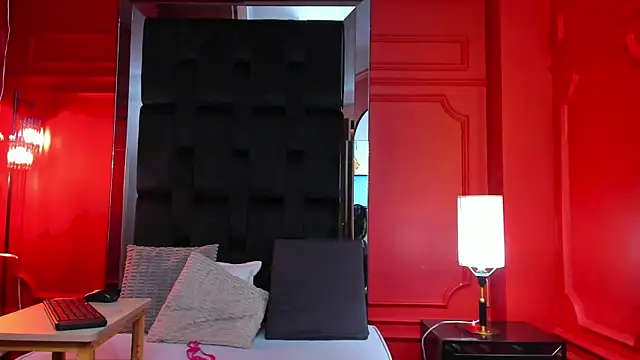 nathalie rossel online show from February 2025 01:16:02 AM