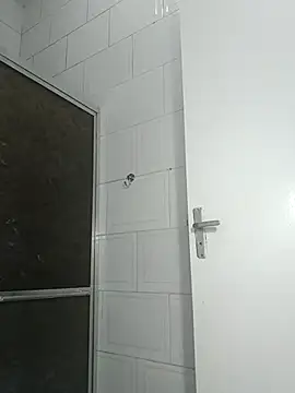 annybarros21 online show from November 2025 05:40:02 AM