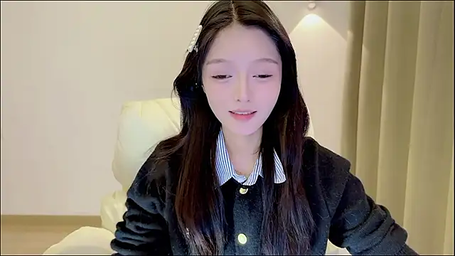 xiaodaibabyy online show from November 2025 01:55:01 PM