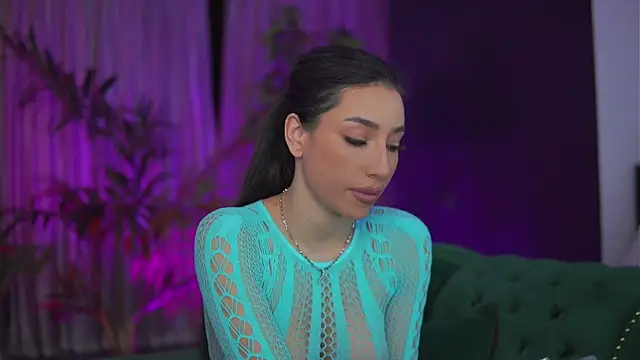 GinaValentinna online show from November 2025 08:16:01 PM