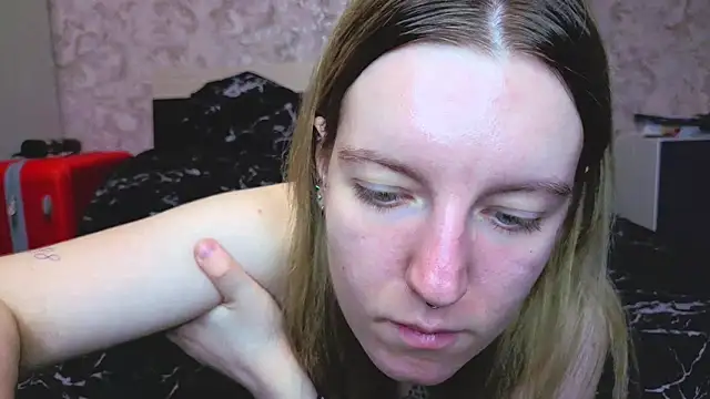 Snapshot of Baiambel_Mi chatting on November 2025 05:44:01 PM Baiambel Mi online show from November 2025 05:44:01 PM