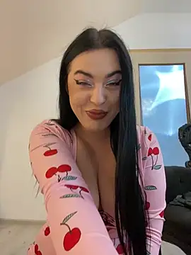 KeiraDark online show from December 2025 05:15:02 AM