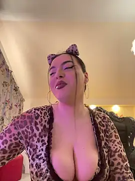 KeiraDark online show from May 2026 04:17:02 AM