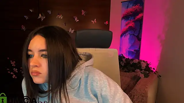 rozmary ket online show from December 2024 06:49:01 PM