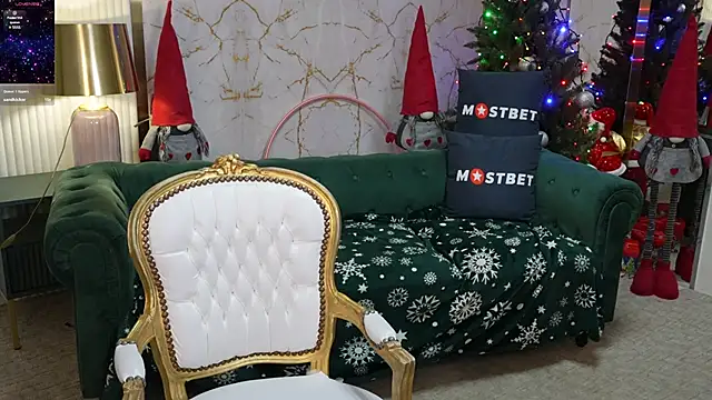 Julia  Star  online show from December 2024 08:33:02 AM