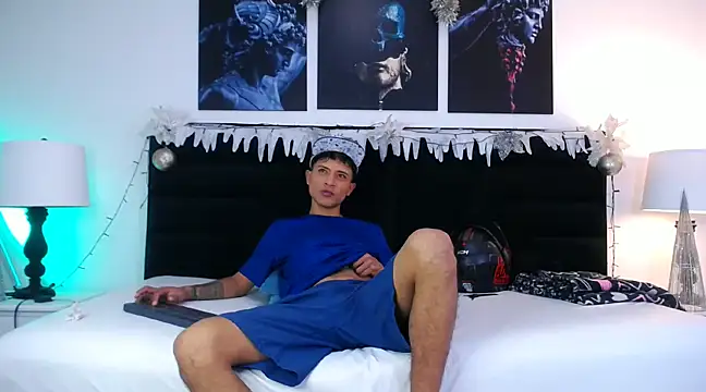 Edward Milleer online show from December 2024 02:39:01 PM