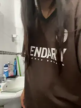 AleFantasy0001 online show from September 2025 05:03:02 PM