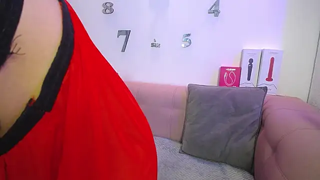 Melodi Roux online show from December 2025 01:38:02 PM