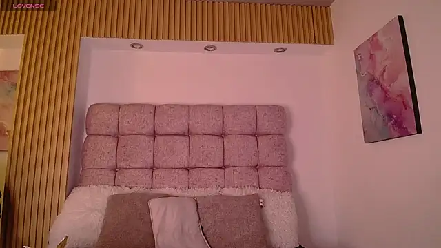 Snapshot of Melodi_Roux chatting on July 2026 12:55:01 PM Melodi Roux online show from July 2026 12:55:01 PM