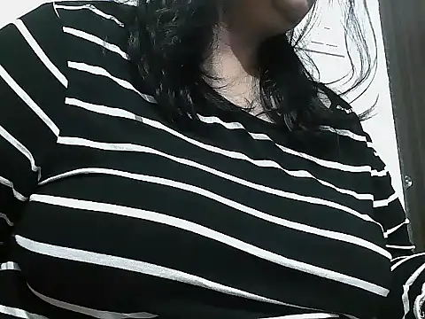 Queen of boobs01 online show from March 2026 05:38:01 PM