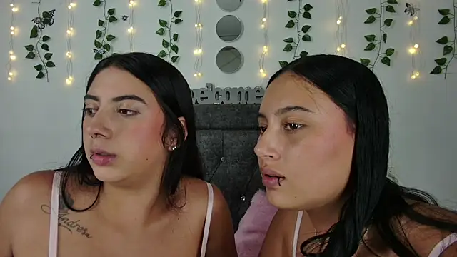 Snapshot of Gianna_saints chatting on December 2024 12:19:01 AM Gianna saints online show from December 2024 12:19:01 AM