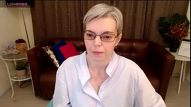 Cutie Erikaa1 online show from March 2025 02:30:02 AM