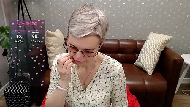 Cutie Erikaa1 online show from September 2025 02:26:02 AM