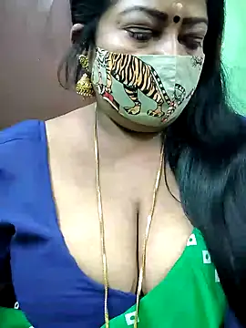 Snapshot of maniisha chatting on December 2024 12:54:01 AM maniisha online show from December 2024 12:54:01 AM