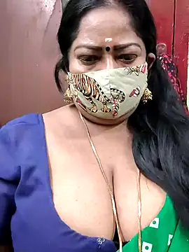 Snapshot of maniisha chatting on December 2024 09:25:02 PM maniisha online show from December 2024 09:25:02 PM