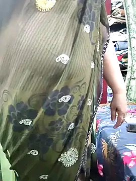 Snapshot of maniisha chatting on December 2024 07:40:01 PM maniisha online show from December 2024 07:40:01 PM