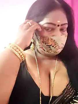 Snapshot of maniisha chatting on February 2025 06:28:01 PM maniisha online show from February 2025 06:28:01 PM