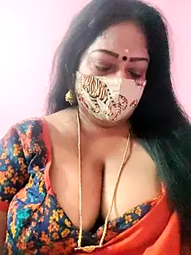 Snapshot of maniisha chatting on March 2025 09:43:01 PM maniisha online show from March 2025 09:43:01 PM