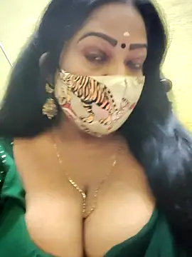 Snapshot of maniisha chatting on October 2025 07:33:02 PM maniisha online show from October 2025 07:33:02 PM