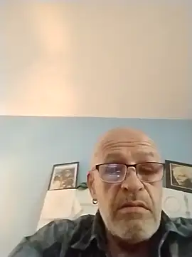 geilerschwanz64 online show from April 2026 09:45:01 AM