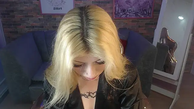 Kitty fox b online show from February 2025 12:56:01 PM